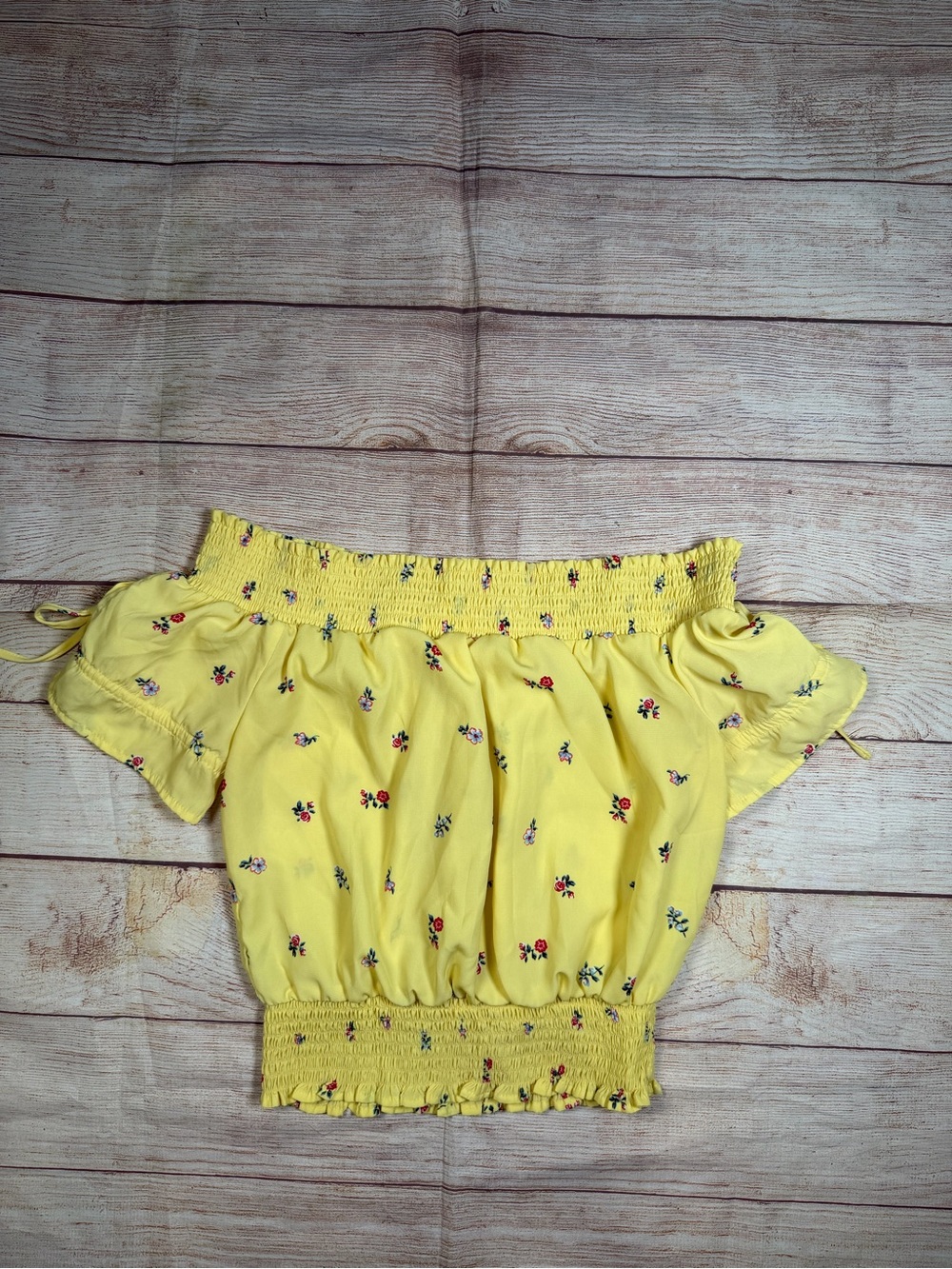 Sweet Wanderer Butter Yellow Floral Smocked Off-Shoulder Top Cottage coquette‎
